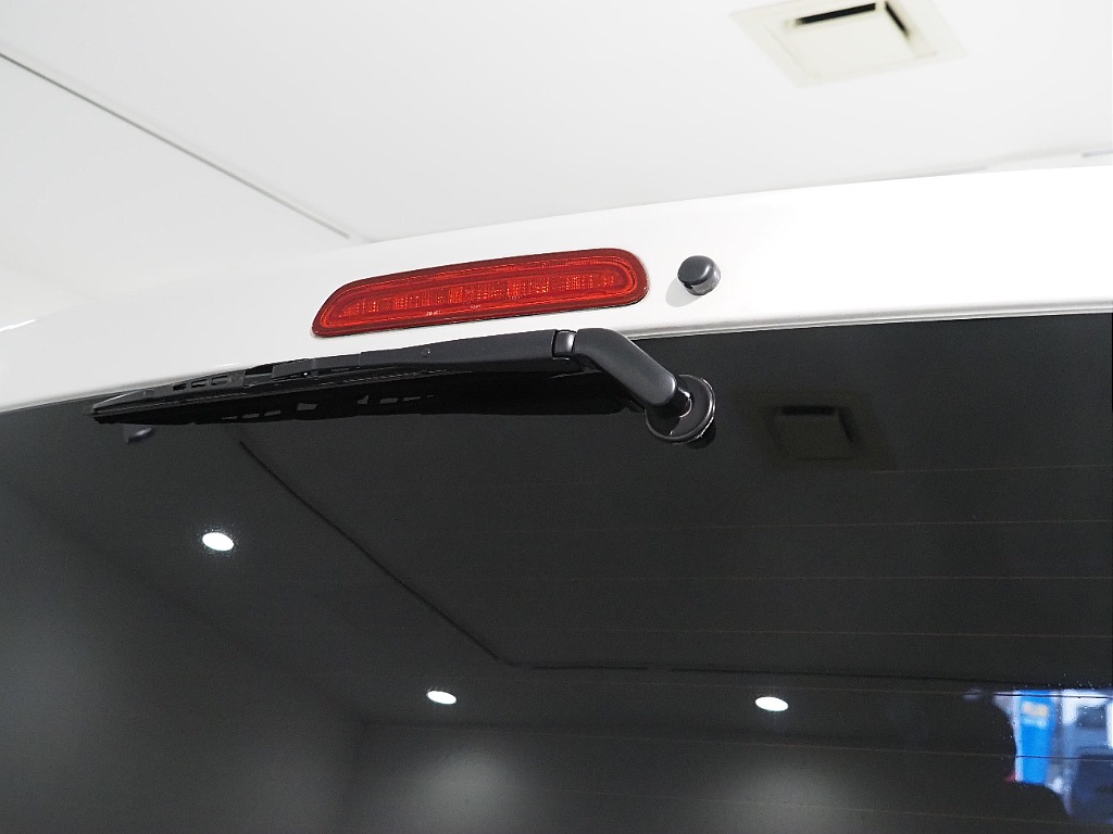 【厳選仕入/7型ガソリン2WD】R4年式　ダークプライムⅡ　フルエアロ＆家具付きベッドキット搭載♪【全国納車可能】