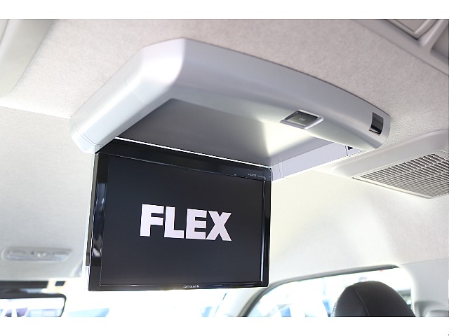 カロッツェリア製フリップダウンモニター