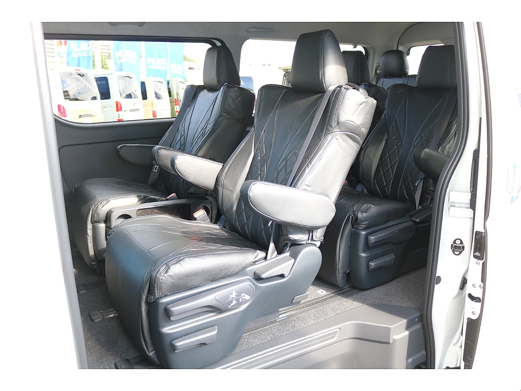【新車】ハイエース　ワゴン　GL　ガソリン２WD　ファインテックツアラー