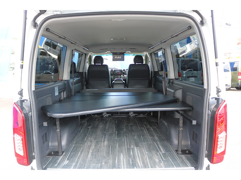 ベッドキット搭載済み♪お仕事使いにも◎