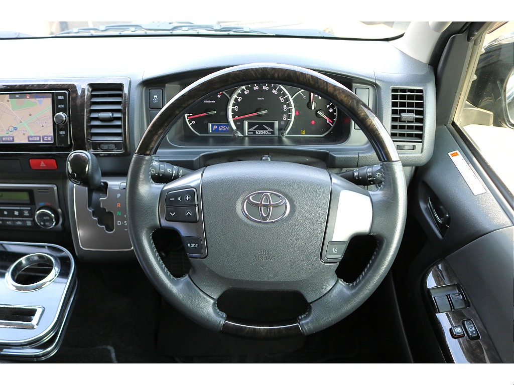 【厳選仕入】H30年式ハイエースバンスーパーGLダークプライムワイドバンディーゼル2WD　ブラックエディションPKG