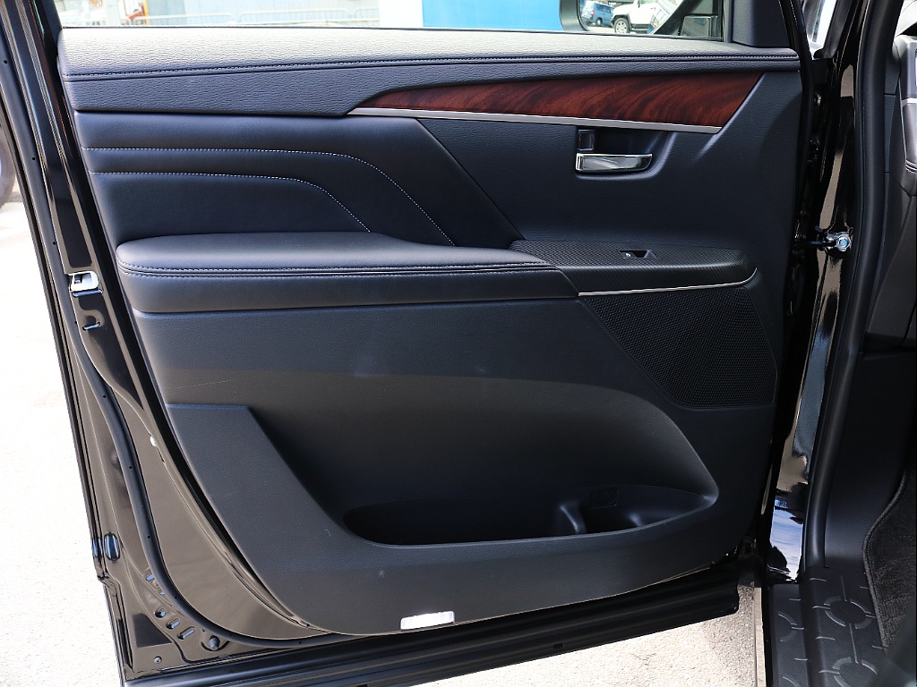 三菱 デリカD：5(14枚目)