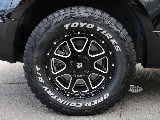 TOYOオープンカントリーRTタイヤ＆エクストリームJ１６インチAWの組み合わせ。