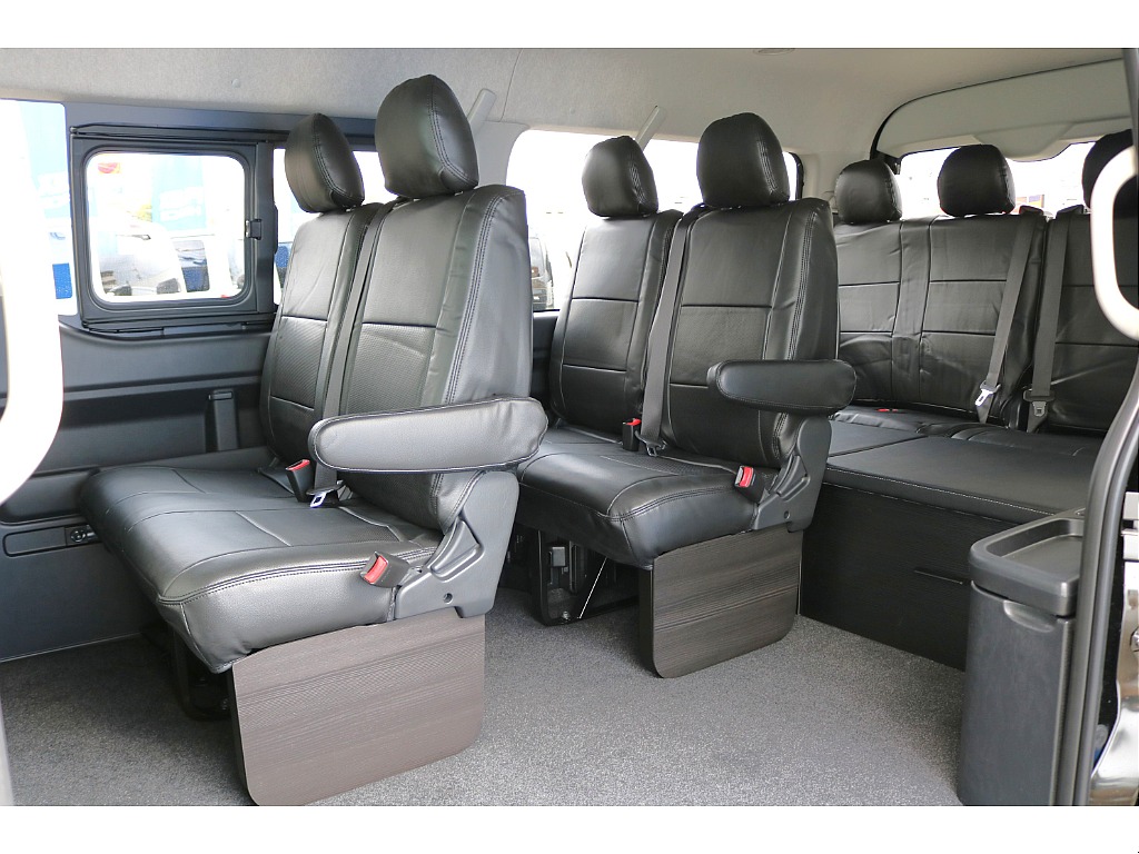 【新車/ワゴンGL】標準シート配列＆オリジナルベッドキット　ガソリン4WD　大画面BIGXナビ＆フリップダウンモニター装備済み！！