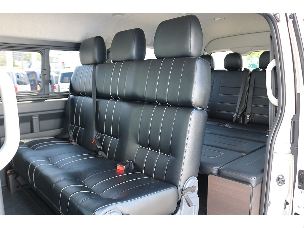 トヨタ ハイエース(12枚目)