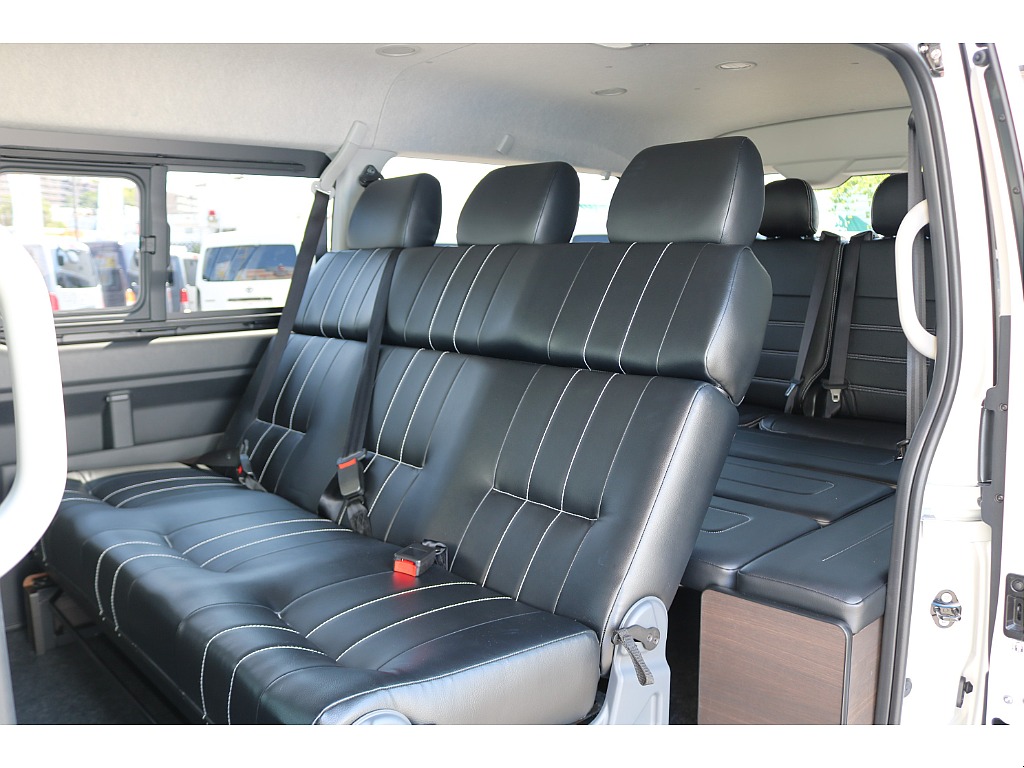 トヨタ ハイエース(13枚目)