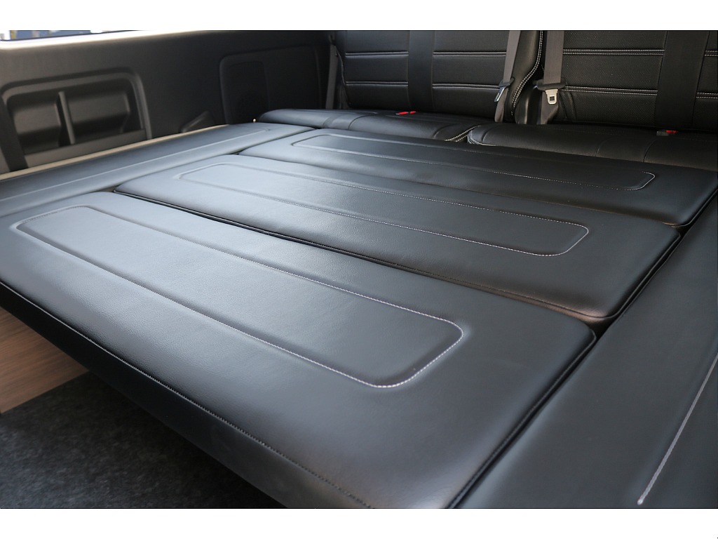 トヨタ ハイエース(16枚目)