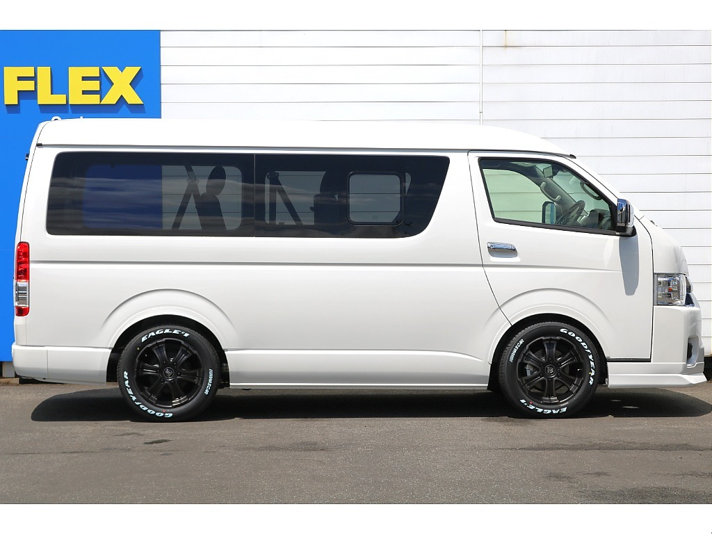 トヨタ ハイエース(8枚目)