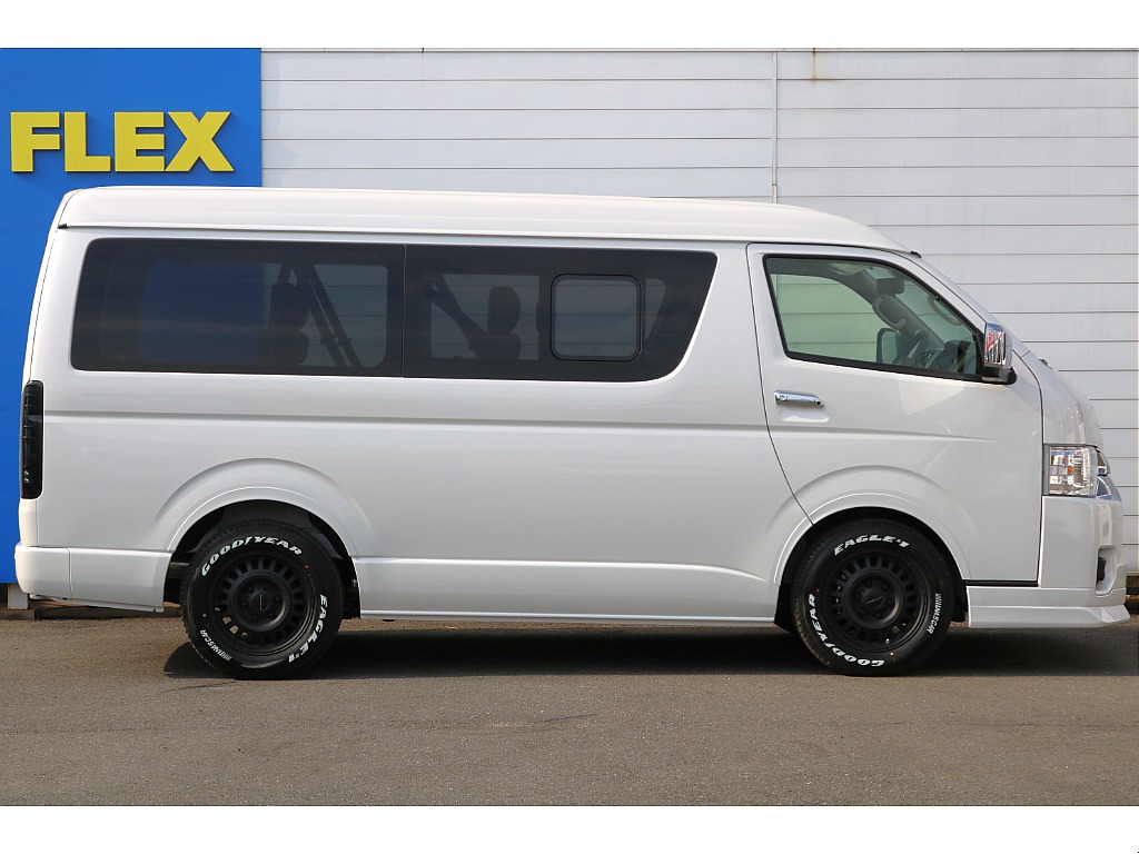 パワースライドドア完備