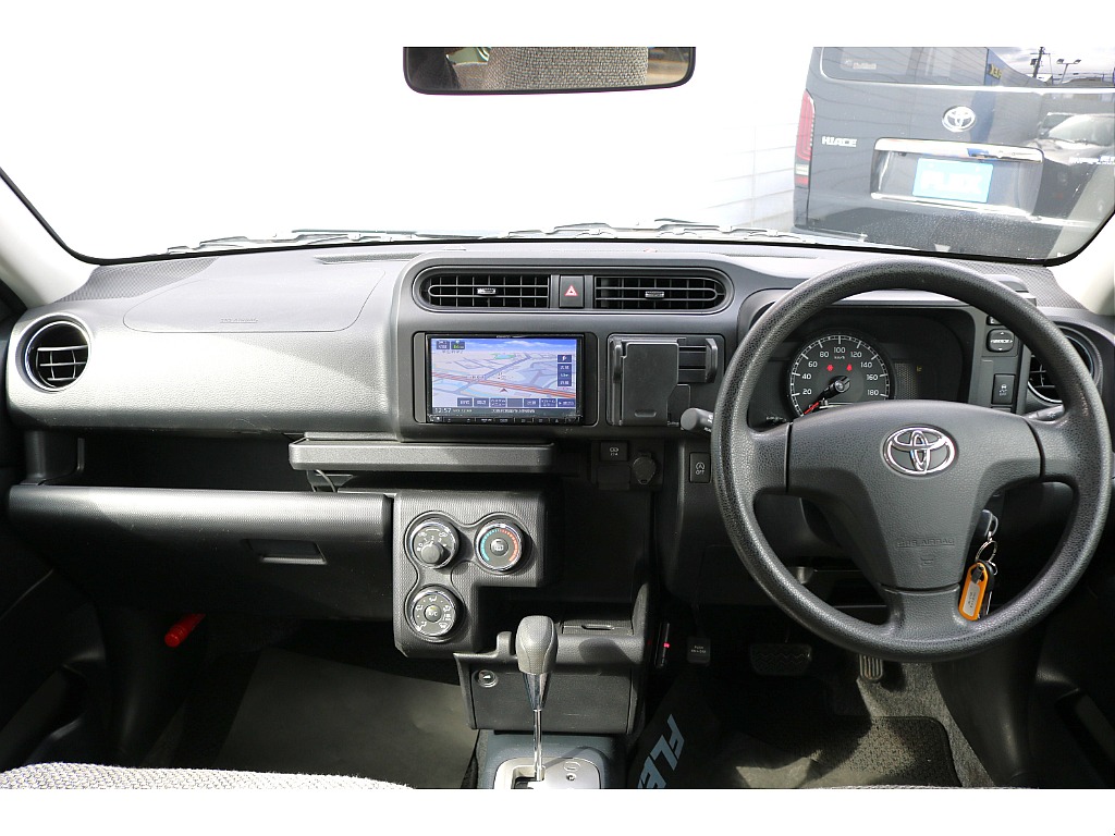 店頭在庫ですので 現車確認も可能です♪