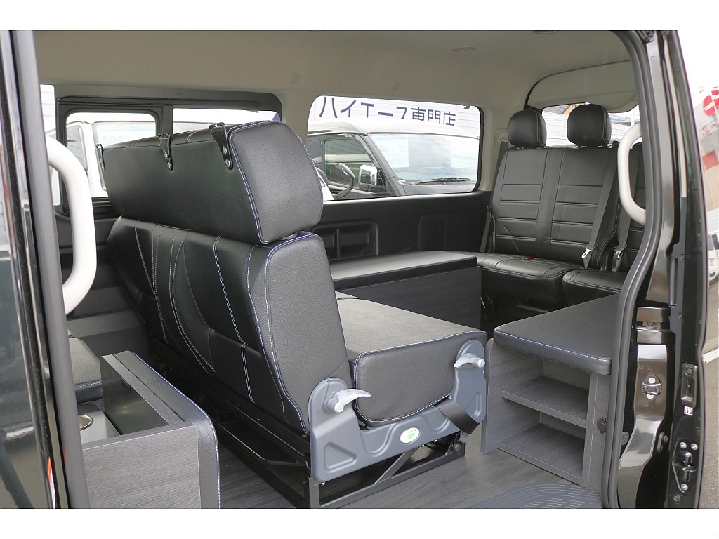 リビングモードでくつろぎの空間も実現♪