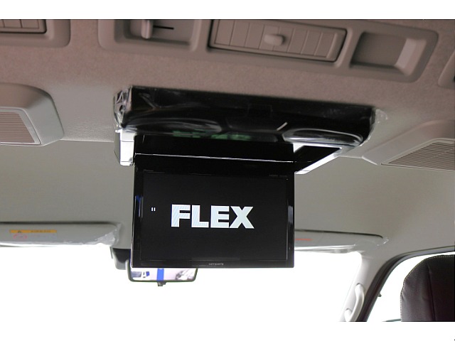 アルパイン製10インチフリップダウンモニター