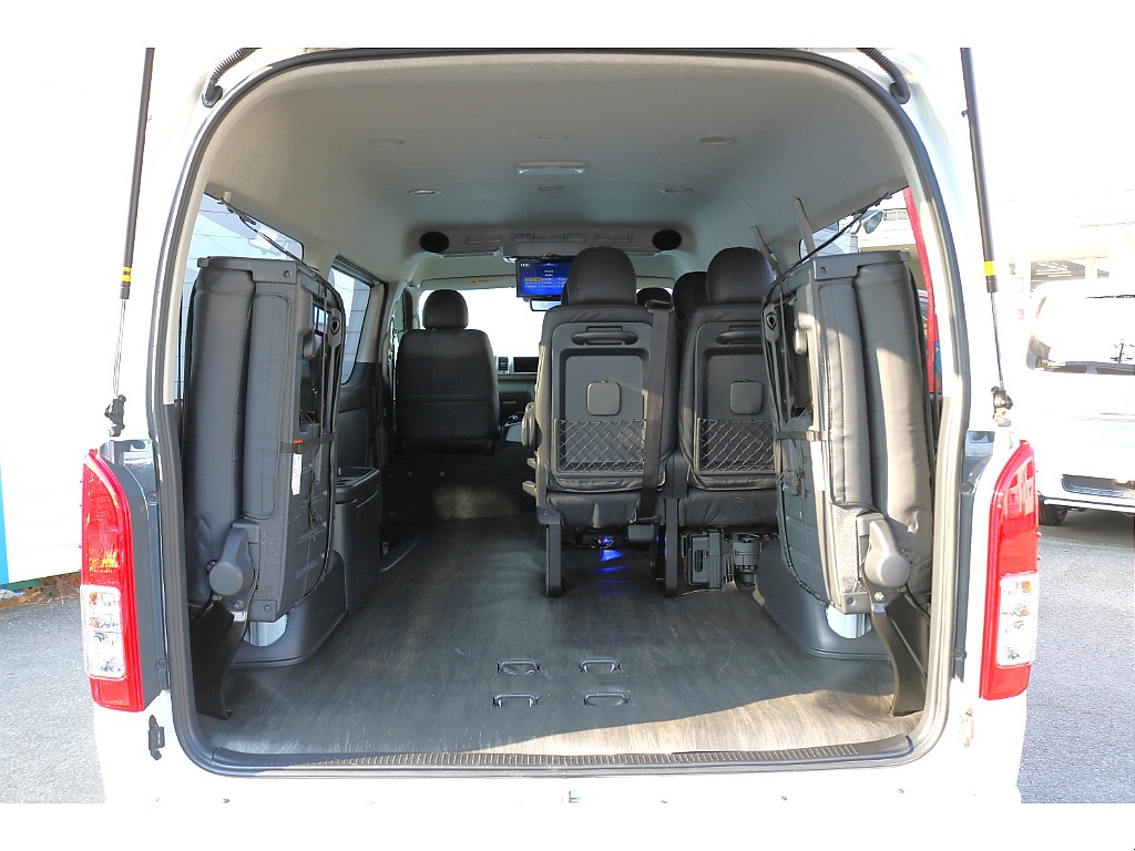 広々ラゲッジスペース♪アウトドアやお仕事にも◎