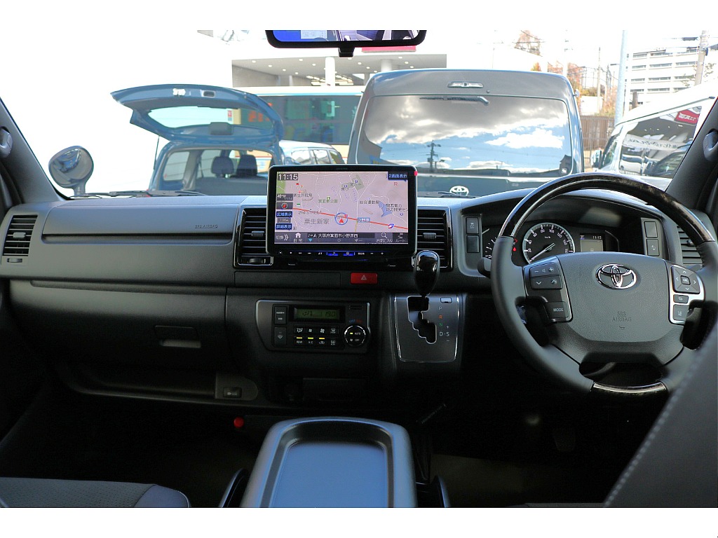 店頭在庫ですので 現車確認も可能です♪