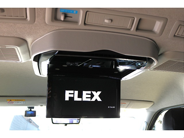 アルパイン製12.8インチフリップダウンモニター