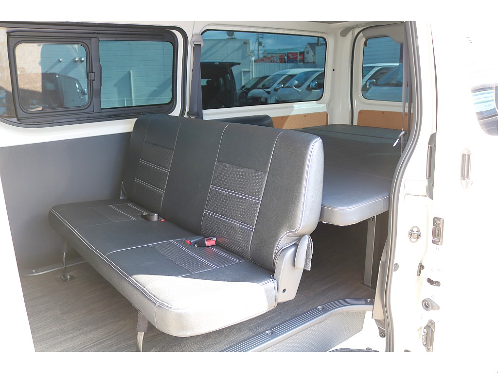 【R7年式DX/ブラックエディション】外装は大人気RE CLASSICグリル施工×アゲ系フロントスポイラー こだわりの一台が入庫♪【全国納車可能】