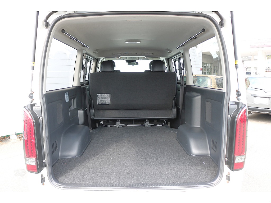 店頭在庫ですので 現車確認も可能です♪