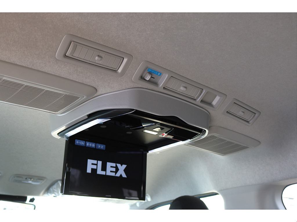 アルパイン製12.8インチフリップダウンモニター