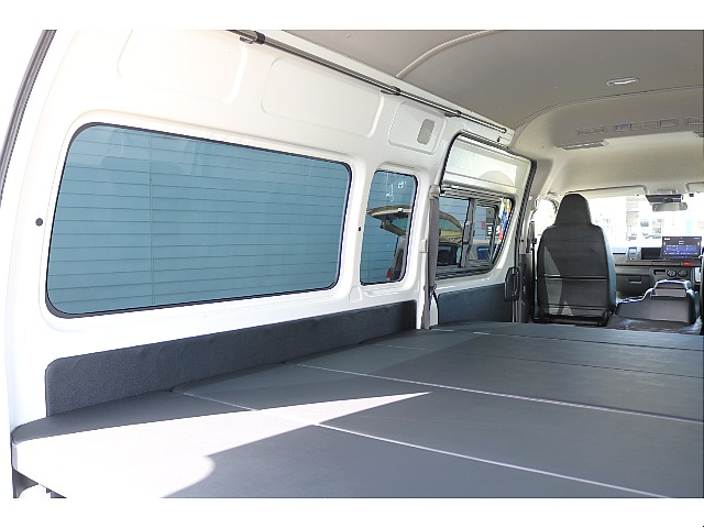 高さ調整も可能なタイプⅡベッドキット/サイドバーも取り付け済み♪