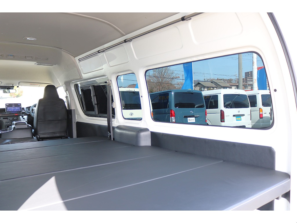 高さ調整も可能なタイプⅡベッドキット/サイドバーも取り付け済み♪