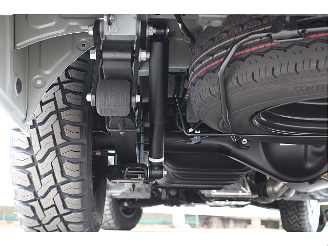 【新車Wood Vilage/8ナンバー】木のぬくもりを感じるログハウスのような空間のFLEXオリジナルキャンピングカー