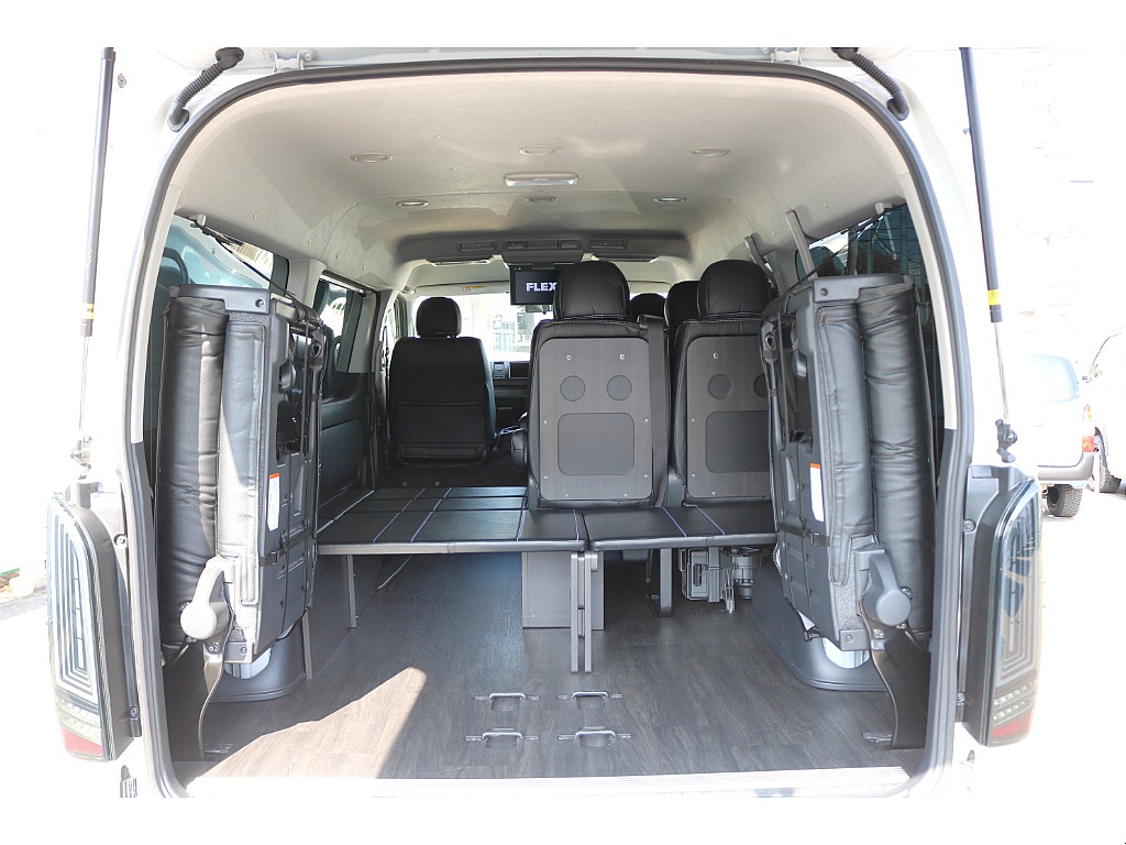 【厳選仕入/ガソリン2WD】新作アルミホイール装着済み！内外装仕上がったお車が入庫致しました♪【全国納車可能】