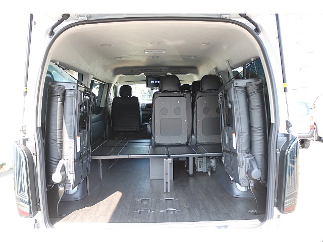 【厳選仕入/ガソリン2WD】新作アルミホイール装着済み！内外装仕上がったお車が入庫致しました♪【全国納車可能】