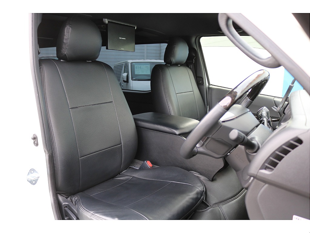 全席シートカバー装着済み♪