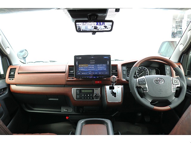 茶木目インテリアパネル/茶木目シフトノブ/茶木目ステアリング