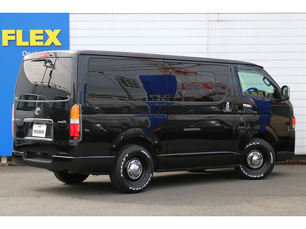 【ReClassic】R5年式ハイエースバンスーパーGLダークプライムⅡディーゼル２WD！テーブル付ベット装備！