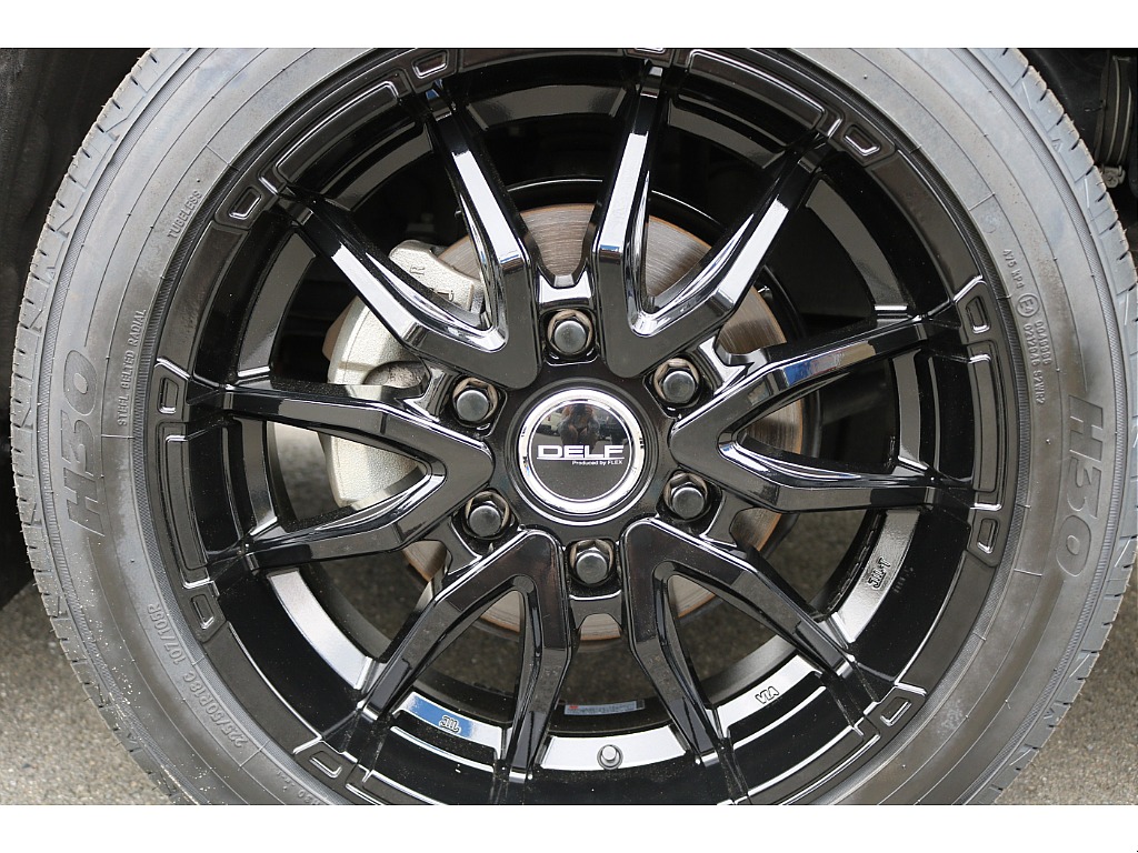 足元にはDelf06　18インチをチョイス♪