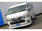 【厳選仕入】R6年式ハイエーススーパーGLダークプライムⅡディーゼル２WDワイドバン　フローリング施工済み