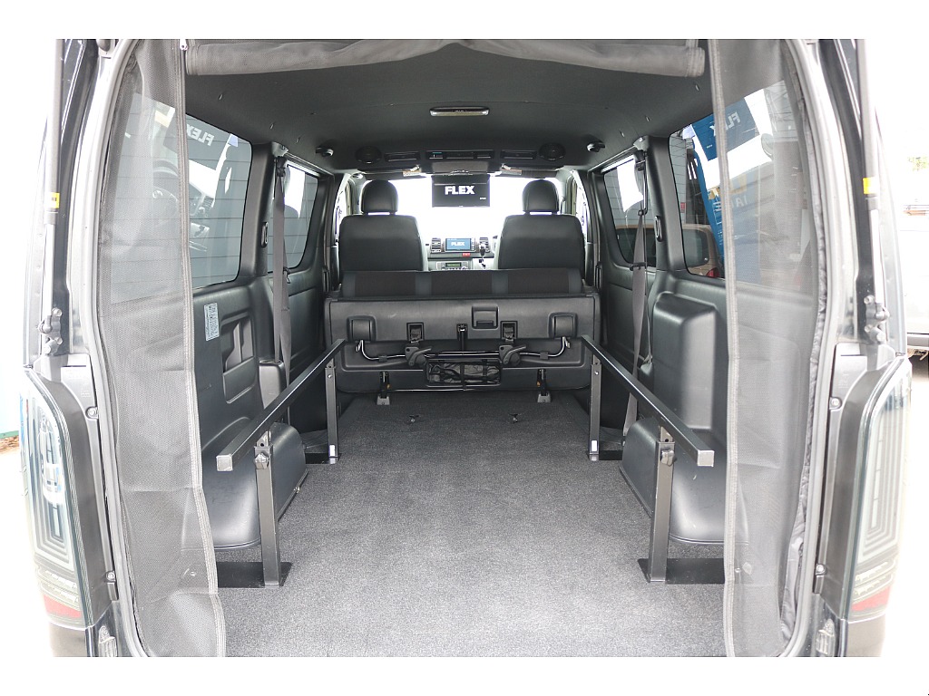 広々ラゲッジスペース♪アウトドアやお仕事にも◎