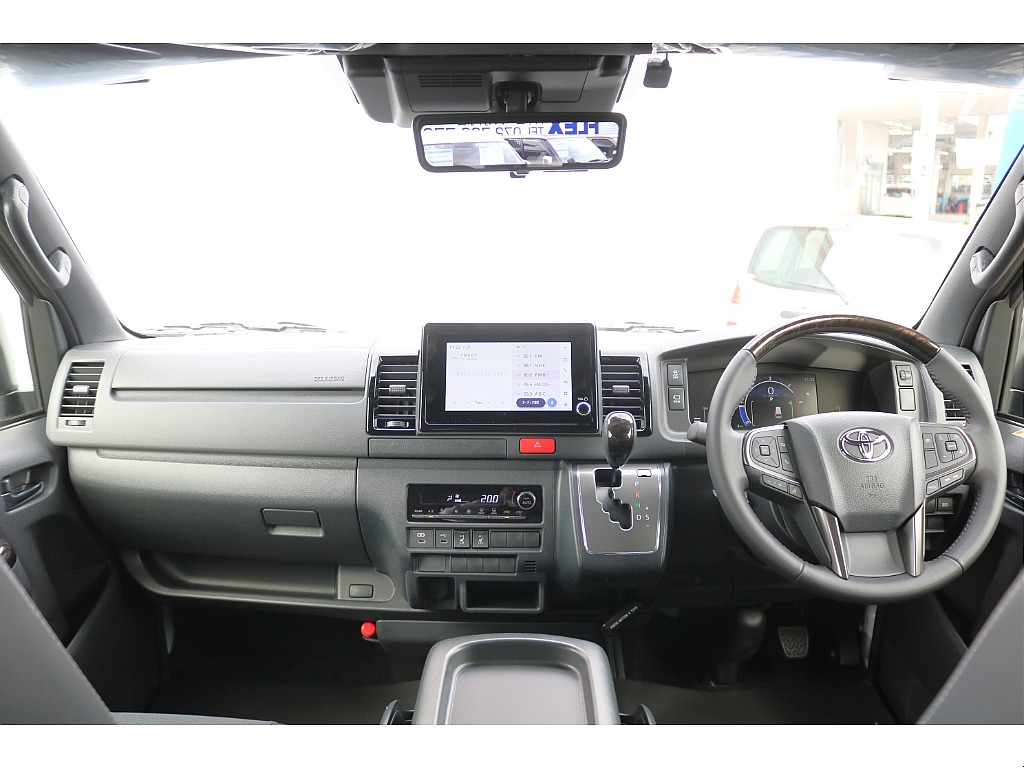 【9型新車S-GL/ダークプライムⅡ】待望の新型ハイエースが大阪店にも入庫！全国販売可能！