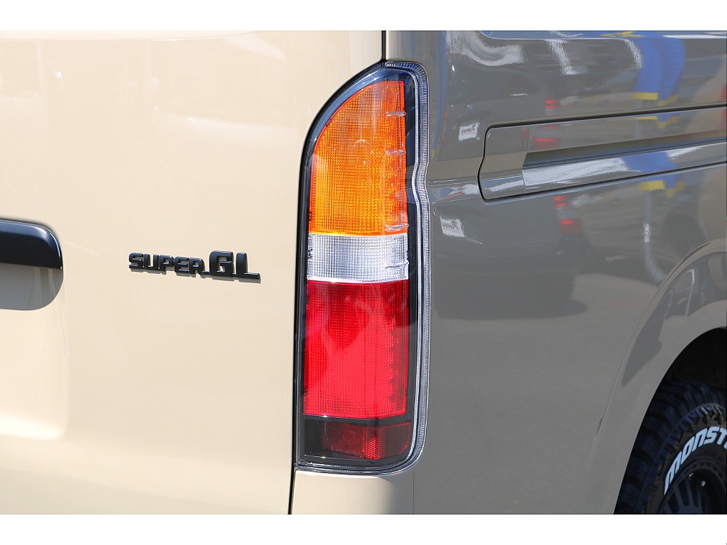 クラシックLEDテールランプ