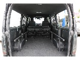 ベットは取り外しもできるので大きい荷物でも楽々載せられるラゲッチスペースも作り出せちゃいます♪