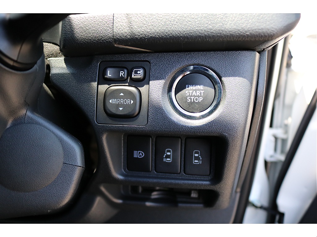 【厳選仕入/高年式低走行】R5年式ハイエーススーパーGLダークプライムⅡディーゼル2WD　バッドフェイスボンネット装備！