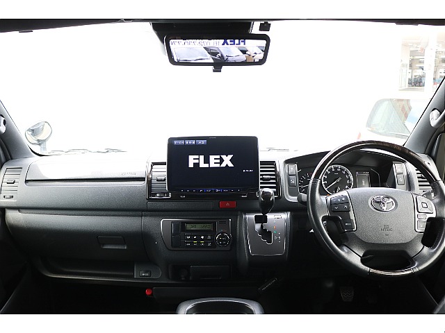 【買取直販/7型ディーゼル2WD】お仕事にも使いやすいシンプルカスタムのお車が入庫致しました♪追加カスタムも大歓迎♪