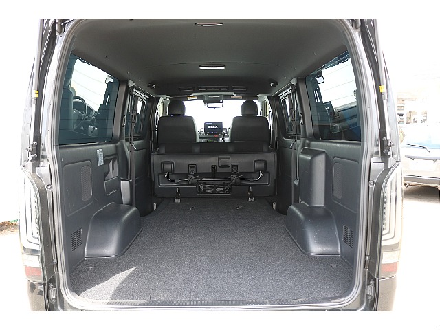 広々ラゲッジスペース♪アウトドアやお仕事にも◎