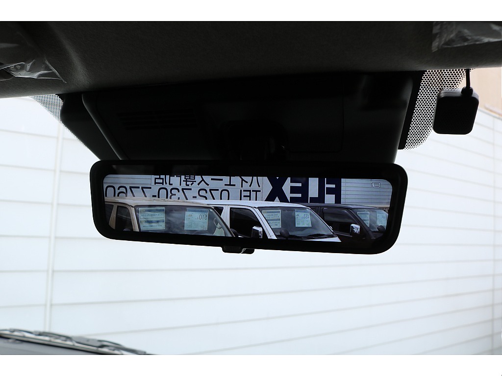 【新車/新型】ハイエースワゴンGLガソリン４WD内装架装familiar