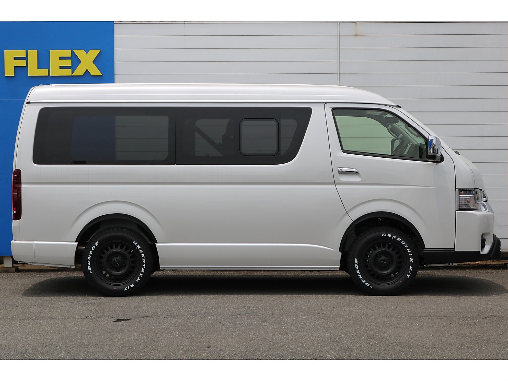 【新車/新型】ハイエースワゴンGLガソリン４WD内装架装familiar