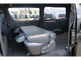 【丸目施工】R5年式ハイエースS-GLダークプライムⅡディーゼル４WD ReClassic丸目施工