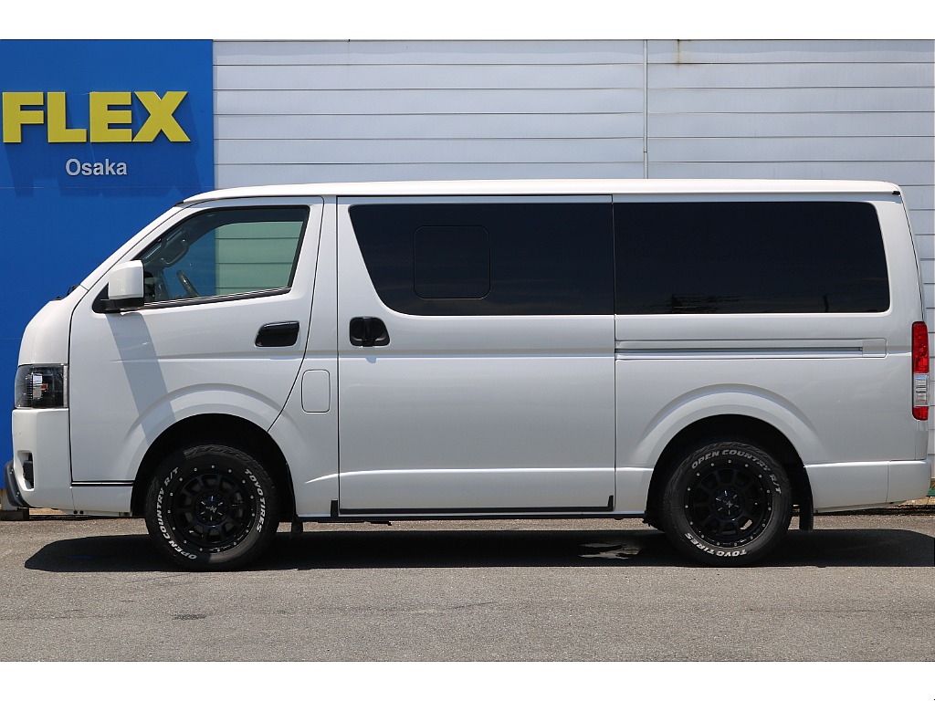 【BlackEdition×TRD】R4年式ハイエースバンスーパーGLダークプライムⅡディーゼル４WD！