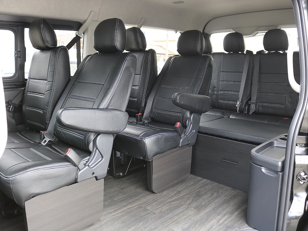 【新車/新型】9型ハイエースワゴンGLガソリン４WD　フローリング施工＆スマートベッドキット装備！オフロード仕様外装！