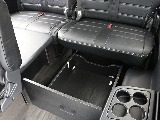 【新車/新型】9型ハイエースワゴンGLガソリン４WD　フローリング施工＆スマートベッドキット装備！オフロード仕様外装！