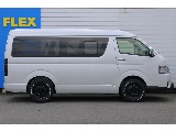 【新車/新型】9型ハイエースワゴンGLガソリン４WD　フローリング施工＆スマートベッドキット装備！オフロード仕様外装！