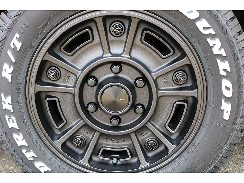 【新車/内装架装familiar by Knot Records】新型ハイエースワゴンGLガソリン４WD！