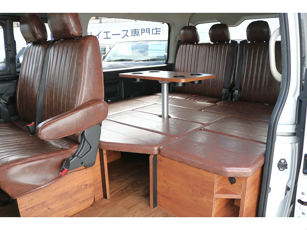【新車/内装架装familiar by Knot Records】新型ハイエースワゴンGLガソリン４WD！