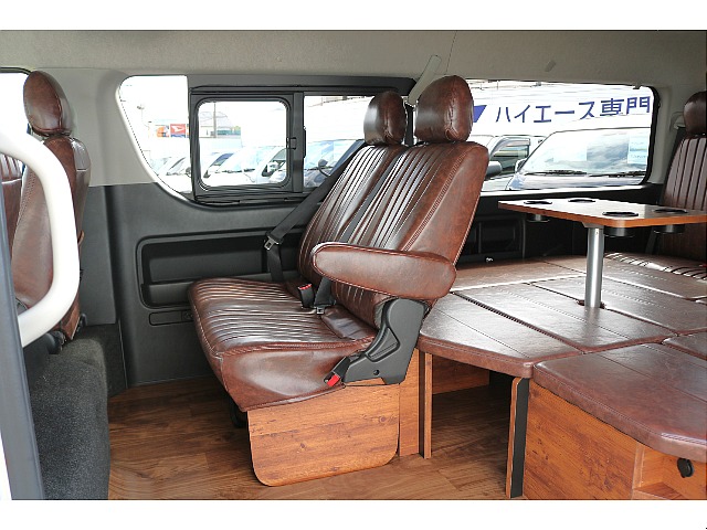 【新車/内装架装familiar by Knot Records】新型ハイエースワゴンGLガソリン４WD！