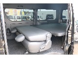 【厳選仕入】R5年式ハイエースバンスーパーGLダークプライムⅡガソリン４WD！ブラックエディション仕様！